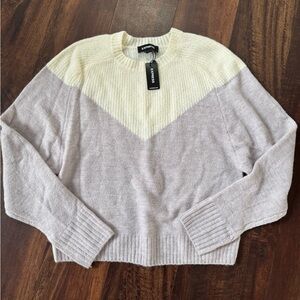 Express NWT Women's Cream and Lilac Colorblock Sweater